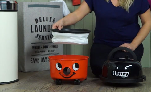 Cleaning the white filter